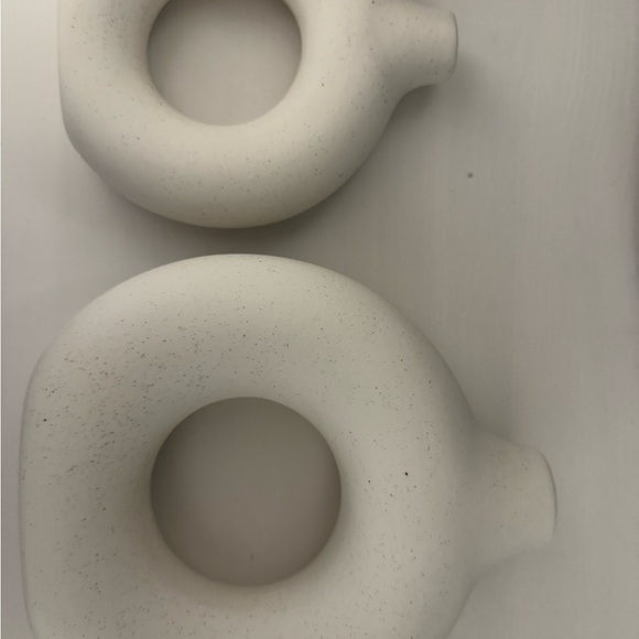 Modern White Ceramic Vases - Picture 1 of 4